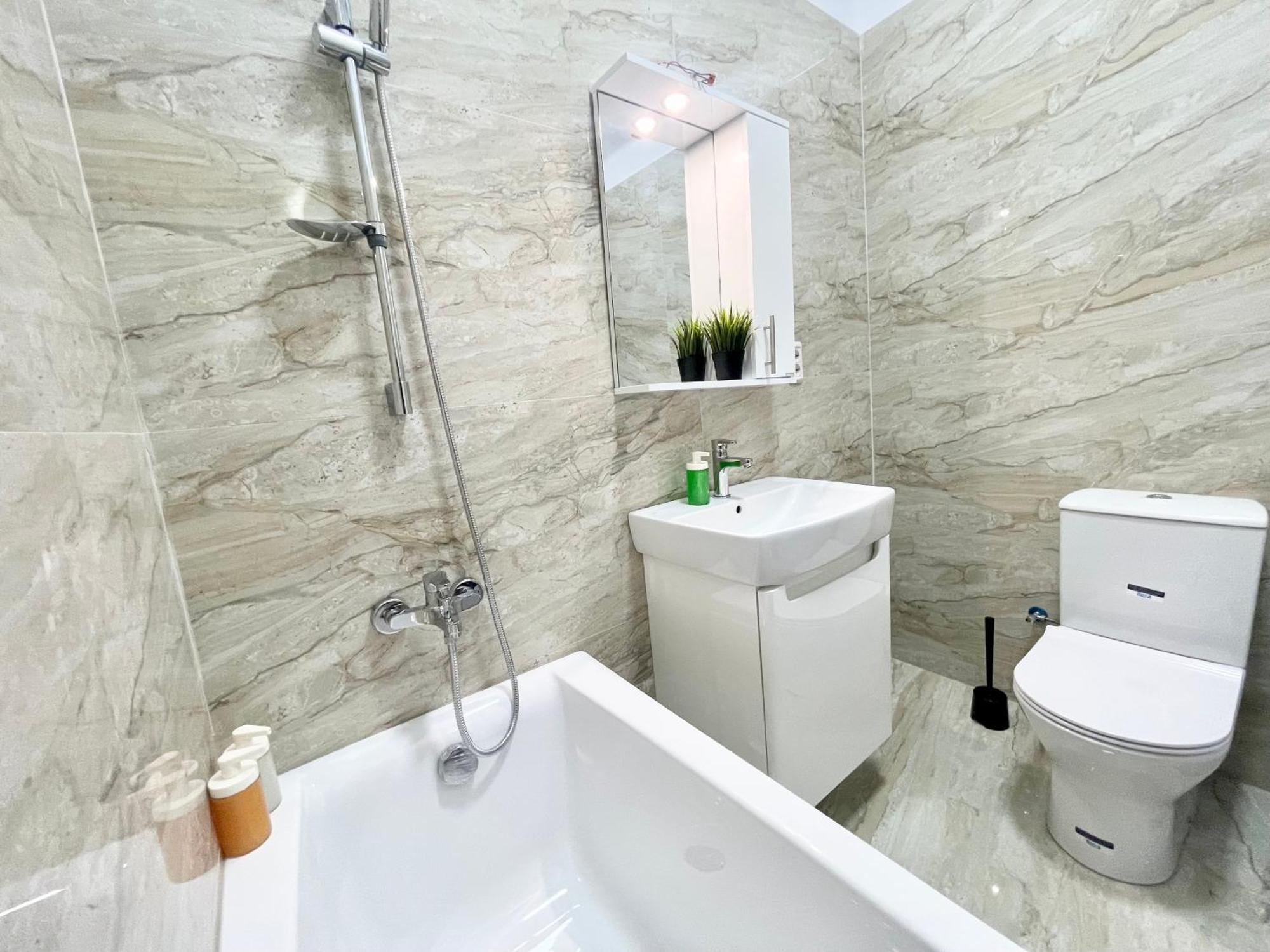 Apartment Adress Ad9 *