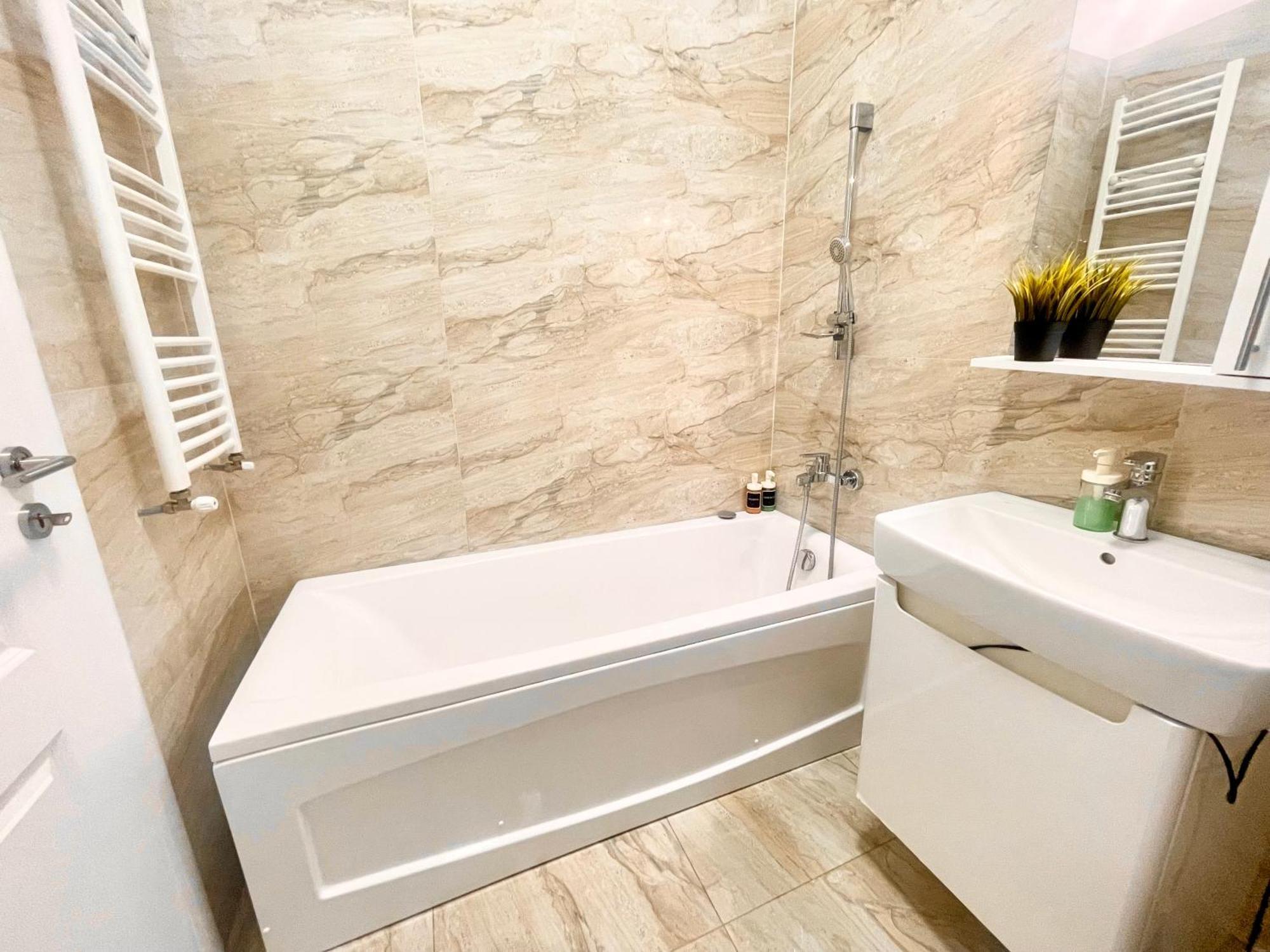 Apartment Adress Ad9 Bukarest
