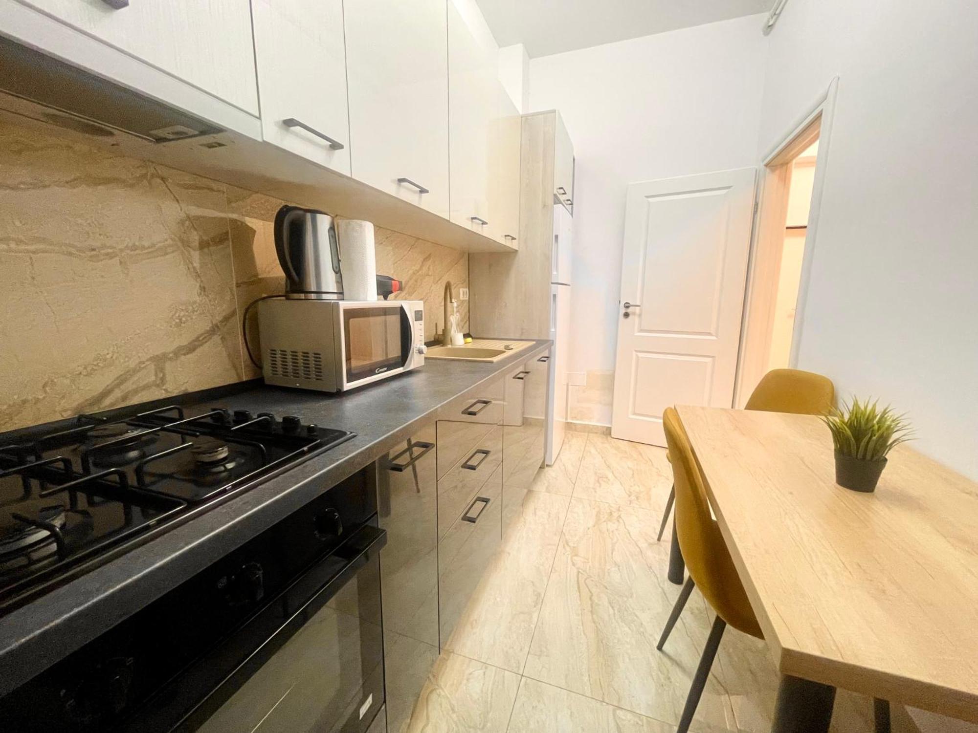 Apartment Adress Ad9 Bukarest